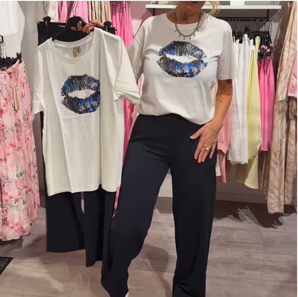 Lips Graphic Tee & Navy Wide-Leg Trousers Set
