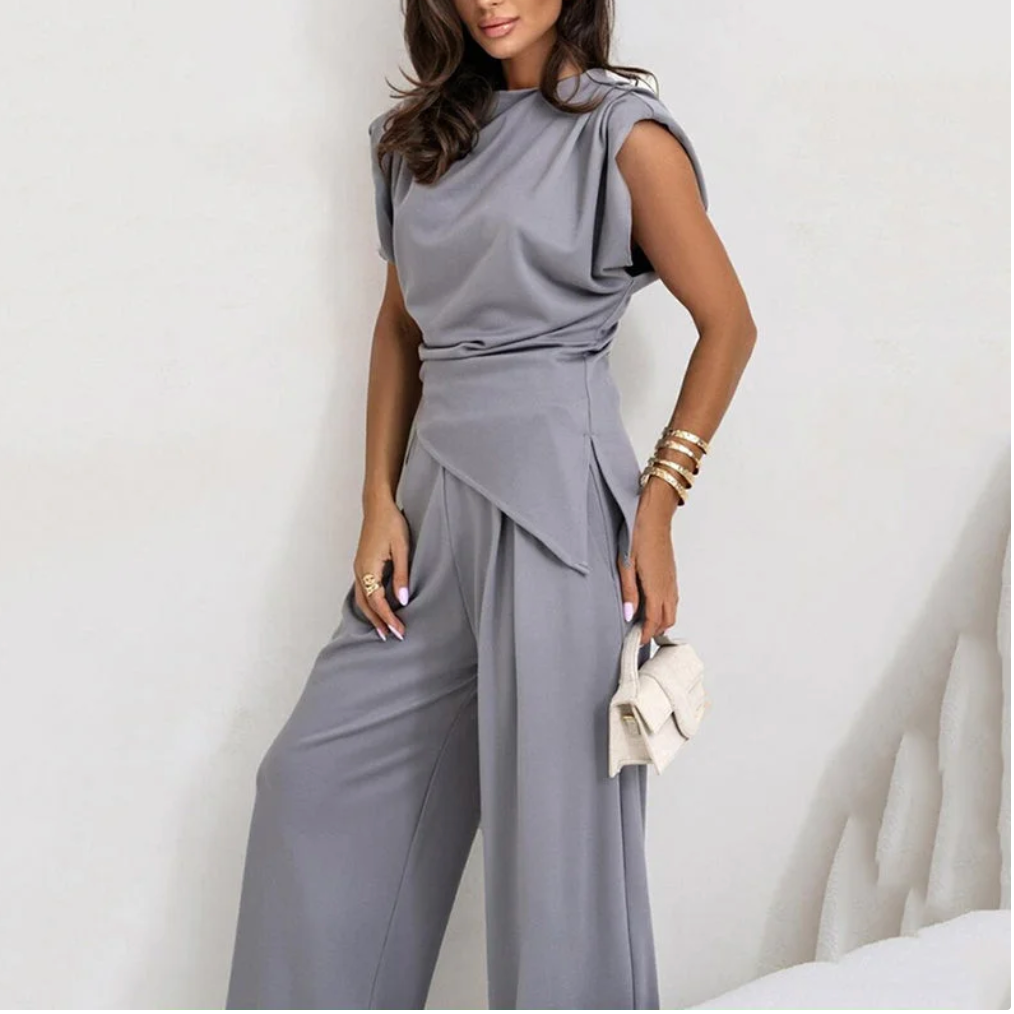 The Olivia Set – Where Simplicity Meets Style