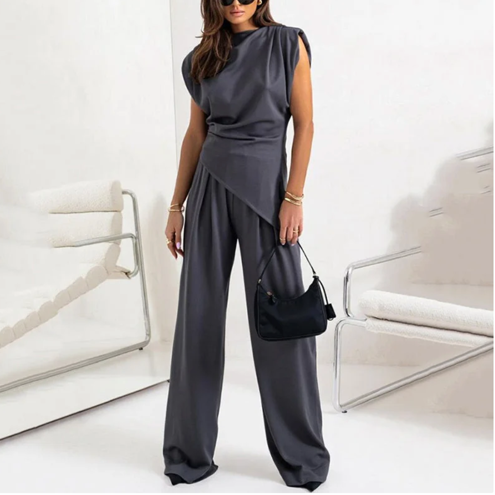 The Olivia Set – Where Simplicity Meets Style