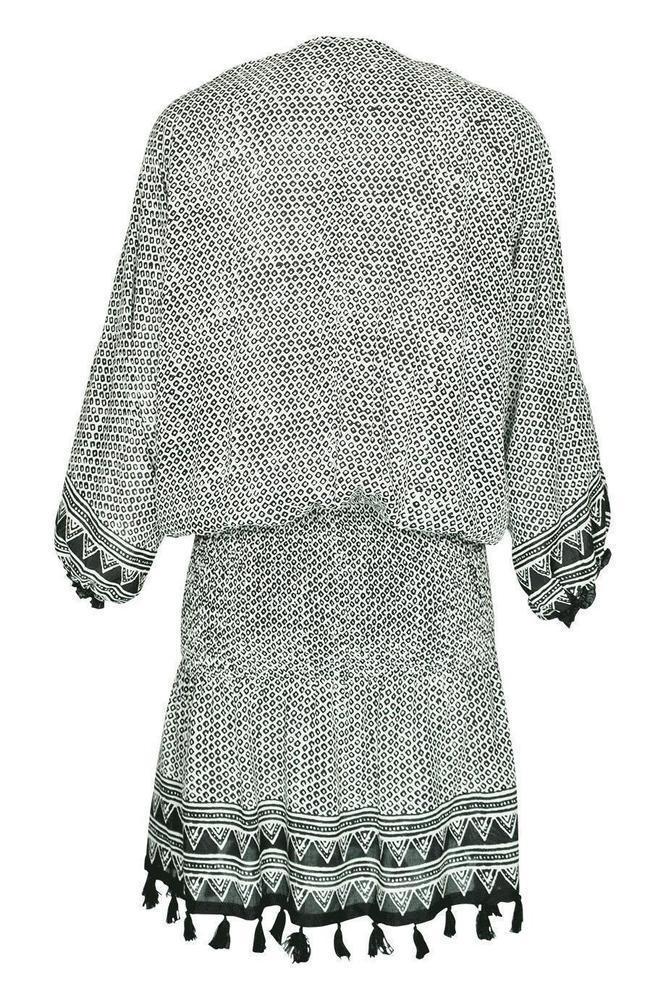 Elizabeth Dress in Full Motion